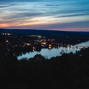 Meet your Posher, Madena